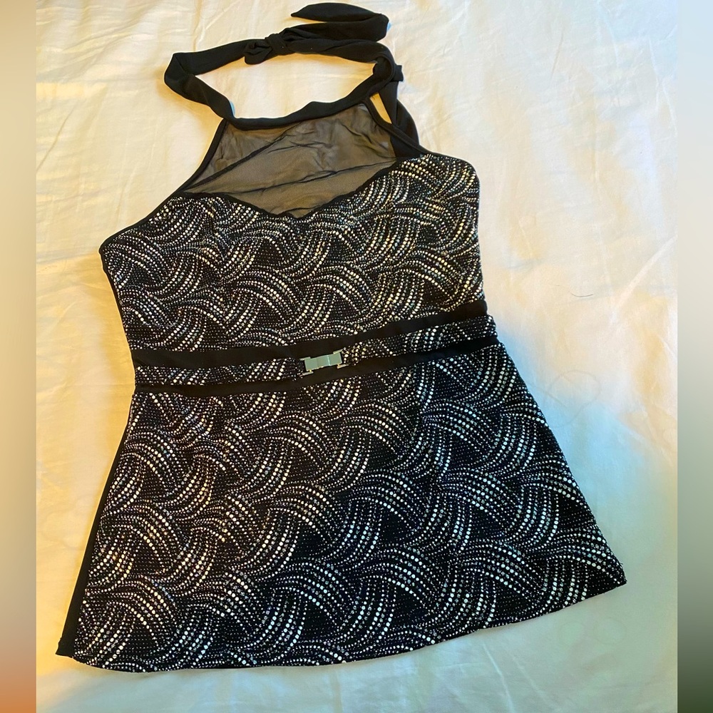 blu:m blouse for women size L color  black white Like new